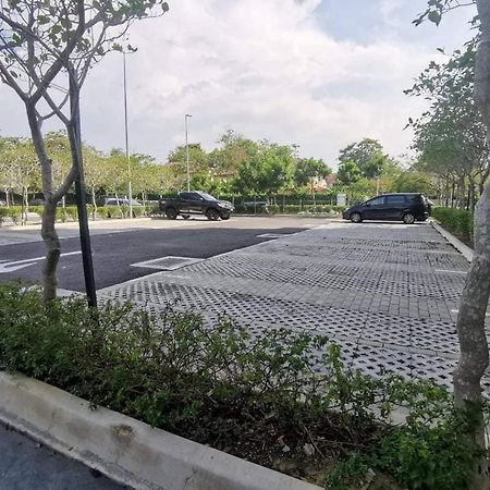 Syg 8 Aura Suite Putrajaya Studio Unit Екстер'єр фото